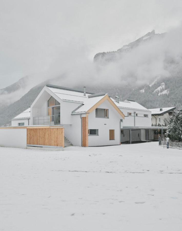 Urban Alpine Penthouse With Lake View Maurach  Exterior foto