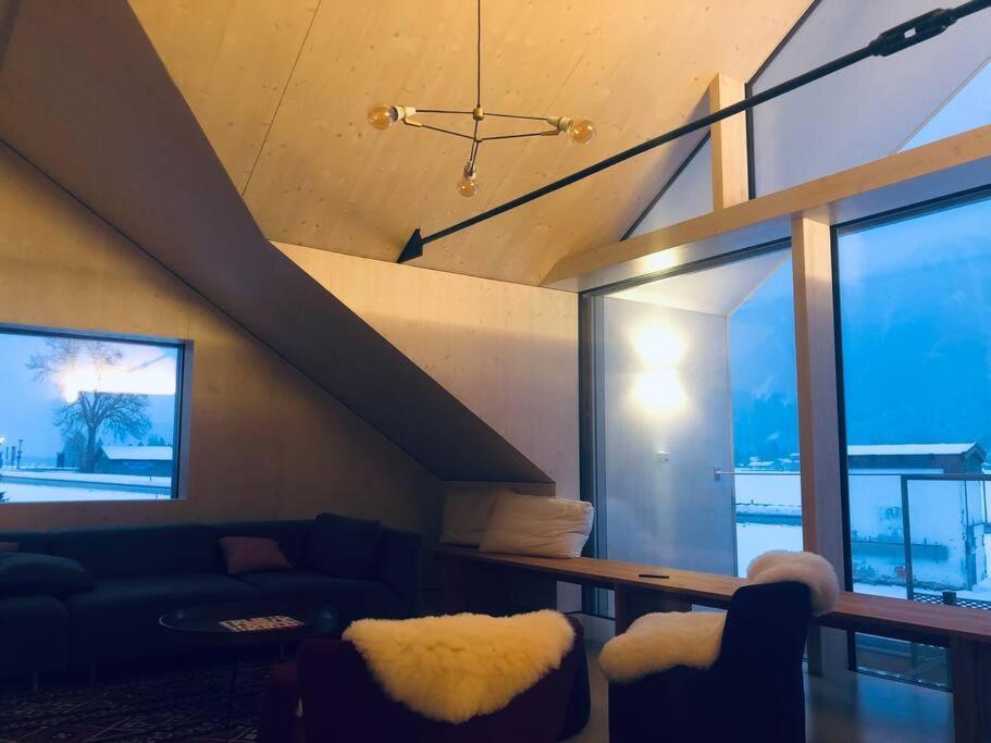 Urban Alpine Penthouse With Lake View Maurach  Exterior foto