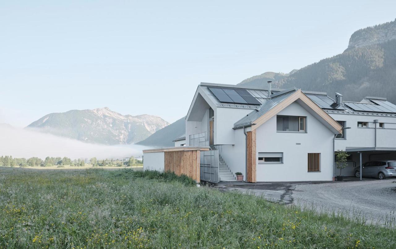 Urban Alpine Penthouse With Lake View Maurach  Exterior foto