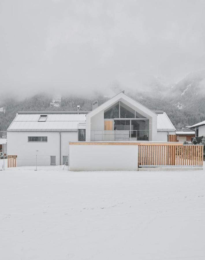 Urban Alpine Penthouse With Lake View Maurach  Exterior foto
